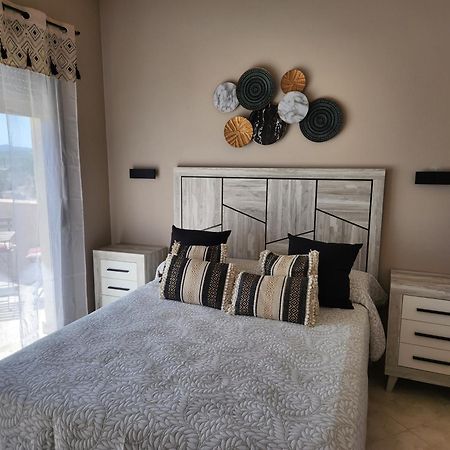 Atico Esquinero Con Preciosas Vistas Al Valle Del Este Golf Con Piscina Comunitaria! مْبيرا المظهر الخارجي الصورة